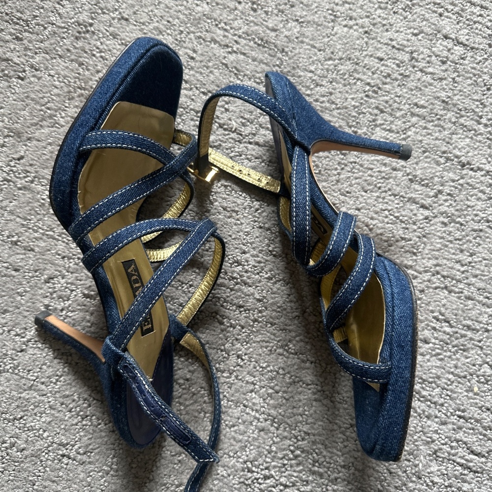 Escada Denim & Gold Whipstitch Strappy High Heel Sandals Size 7.5B - Picture 2 of 5